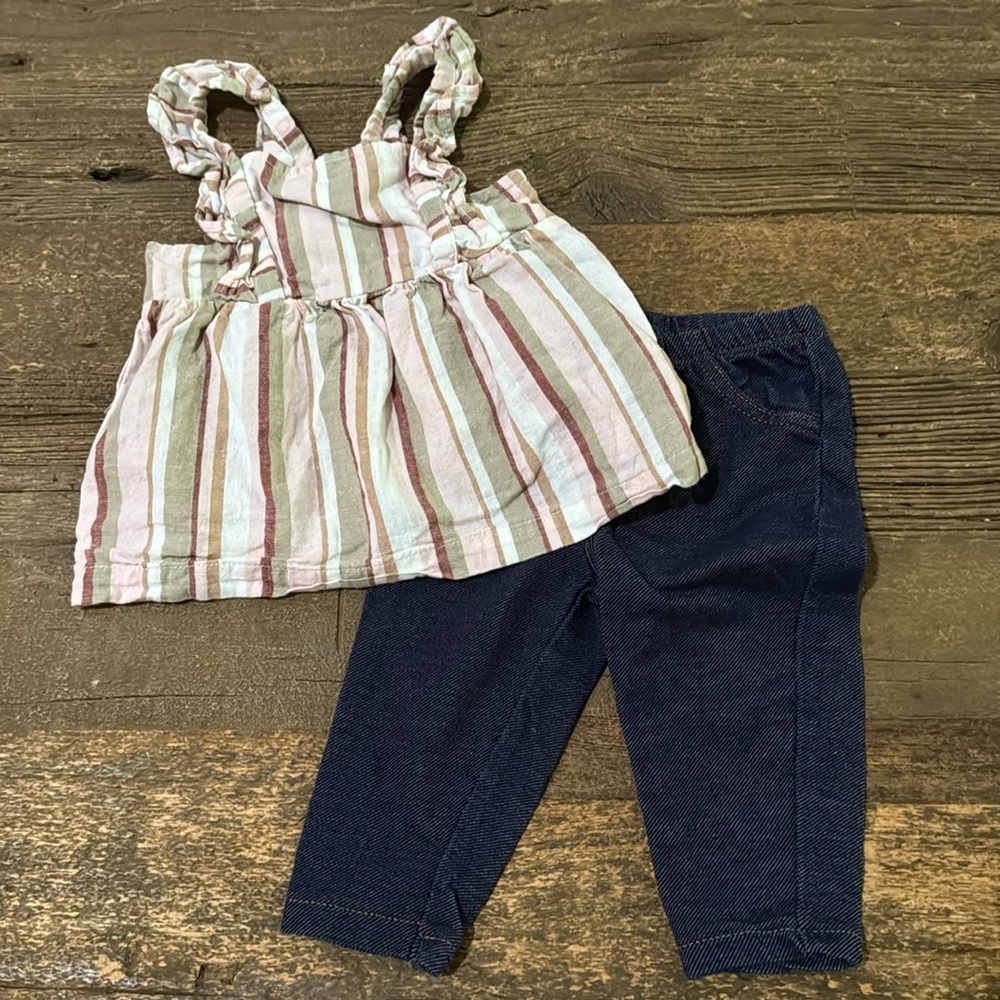 Carter’s matching set